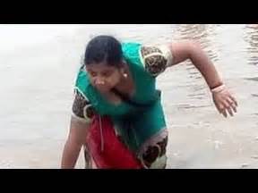 boudi bikini|Bathing Beautiful Desi Girl .